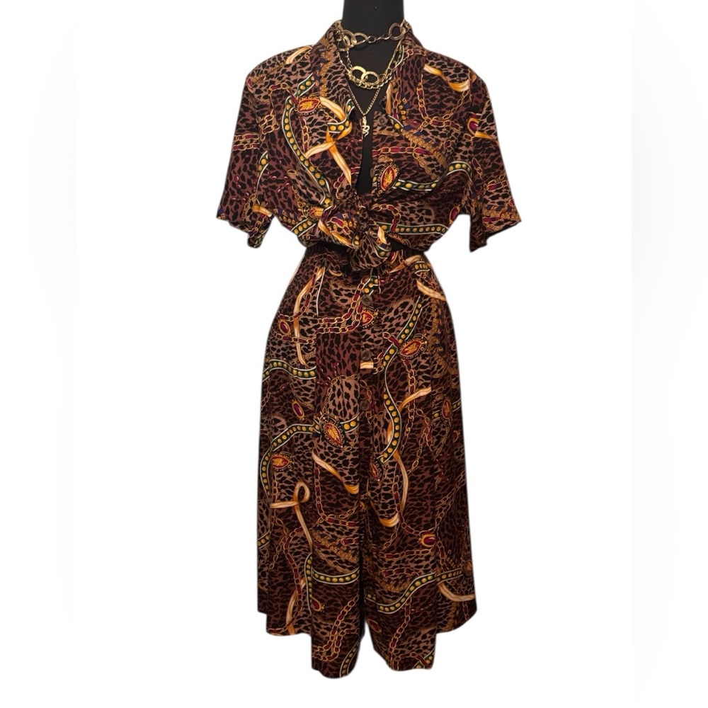 Chaus Petites Vintage Animal Print Baroque Two Piece Set Size 12